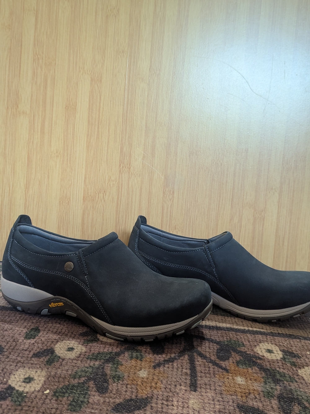 Dansko Patti Shoes In Navy Size 42
